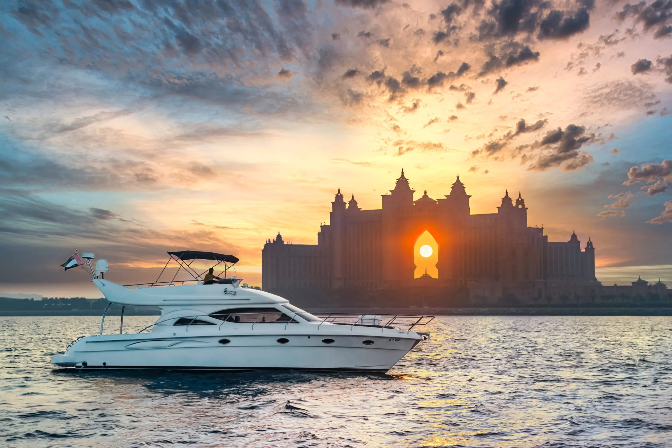 Dubai Yacht Rental