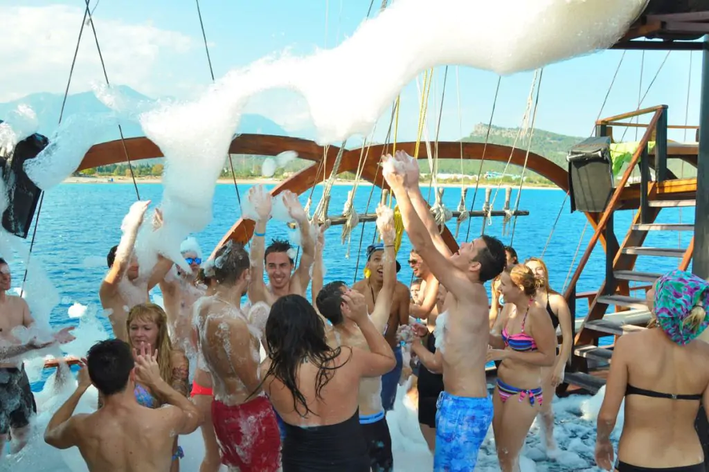 Piratenbootfahrt in Alanya