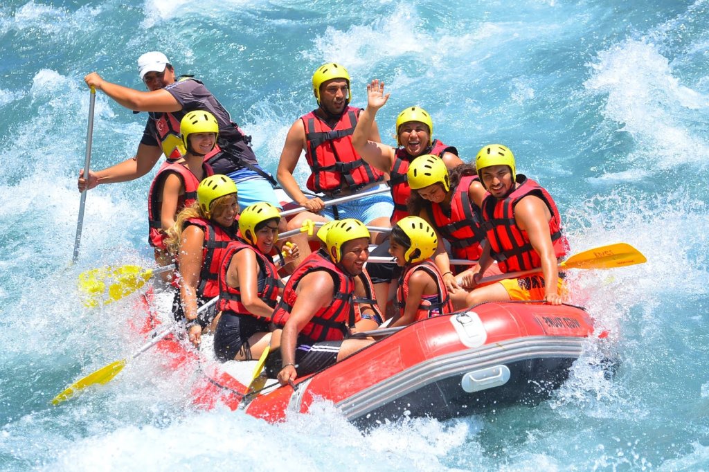 Seiten-Rafting + Quad + Zipline (Kombi-Tour)