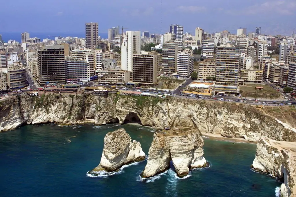 Private Beirut Panorama-Stadtrundfahrt und geführter Spaziergang (4 Pers.)