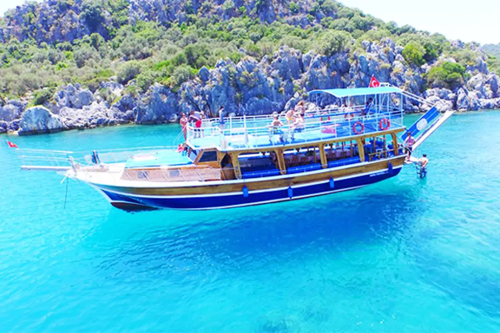 Wycieczka łodzią SeaBird w Kusadasi