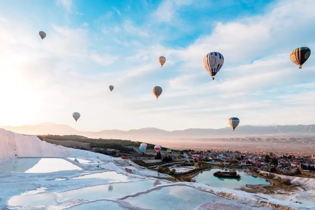 Tur cu balonul cu aer cald din Antalya