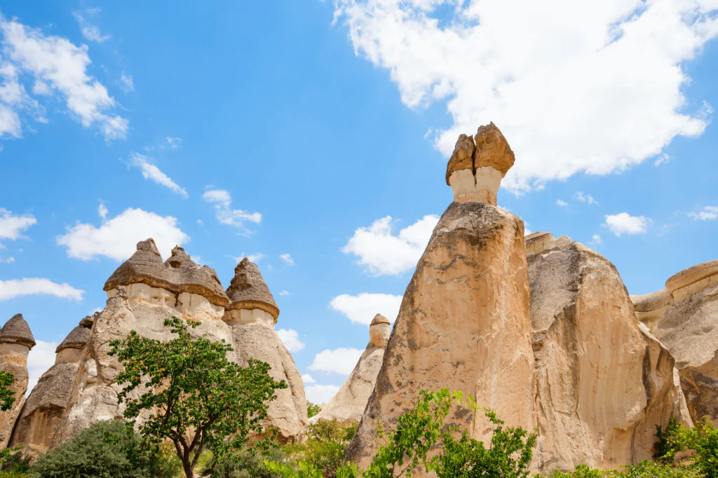 Excursie ghidată în Cappadocia Roșie cu prânz și călărie (Capadocia de Nord)