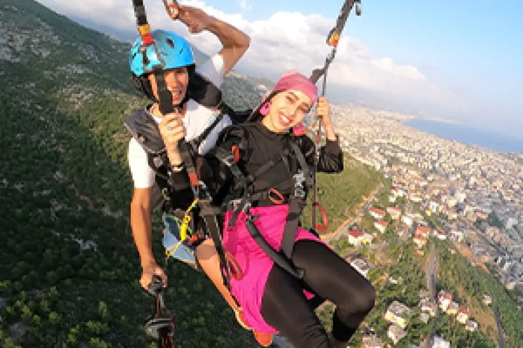 Alanya: Tandem-Paragliding über der Burg und dem Meer