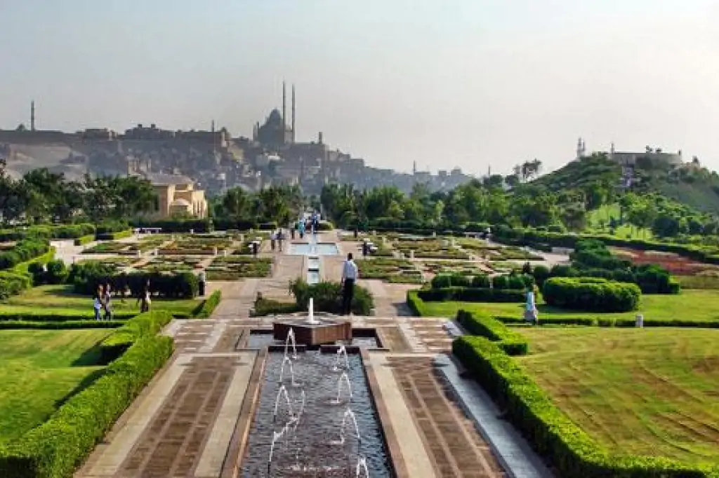 Egyptian Heritage Tour: Al-Muizz Street and Al-Azhar Park Experience