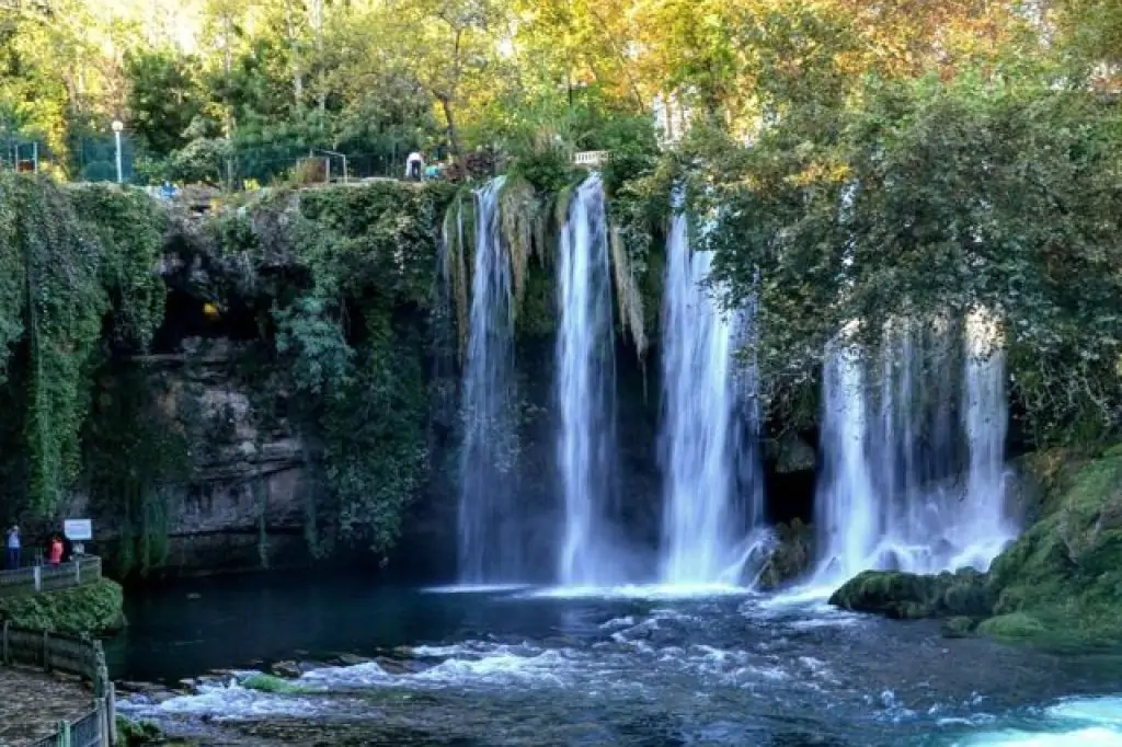 Turul orașului Antalya cu telecabină, excursie cu barca și cascade