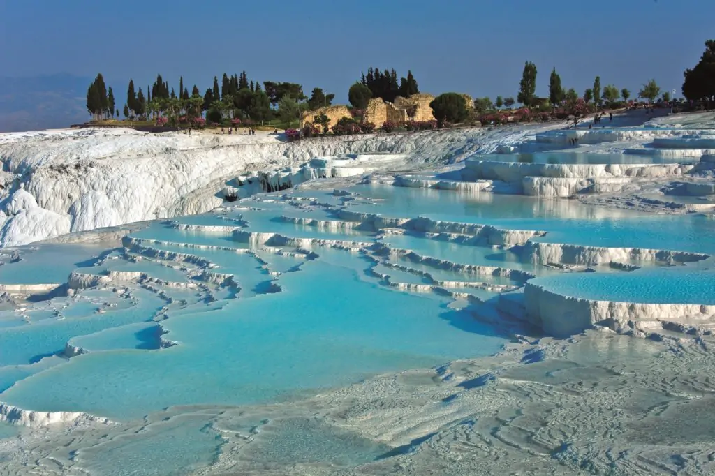 Antalya: Pamukkale and Hierapolis Trip With Lunch + Breakfast