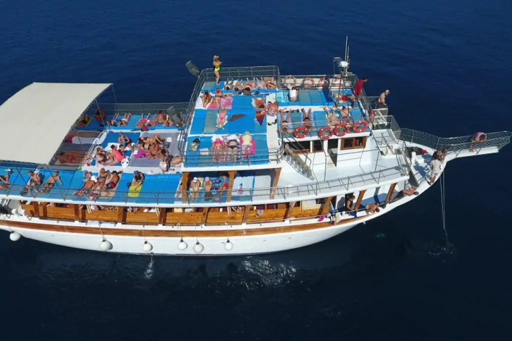 Cleopatra Island Boat Trip from Marmaris/İcmeler