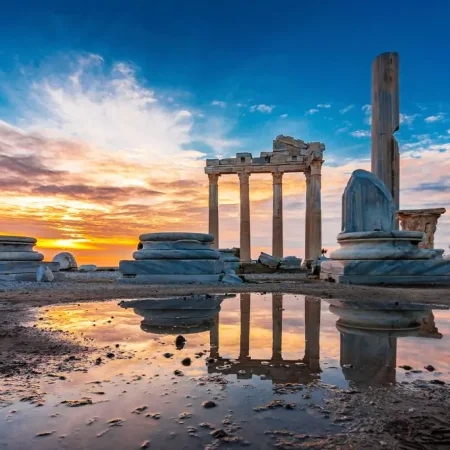 Antalya: Turul Perge, Aspendos, Side și cascada Manavgat