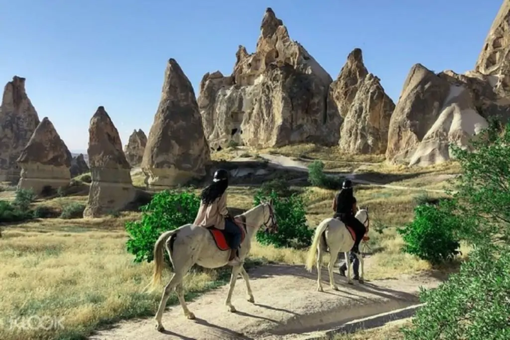 Călăritul în Cappadocia cu opțiunea răsărit de soare, apus de soare sau ziua