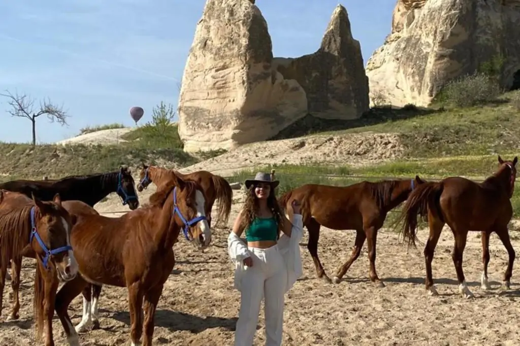 Călăritul în Cappadocia cu opțiunea răsărit de soare, apus de soare sau ziua