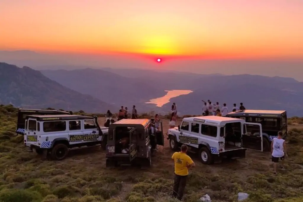 Kapadocja Jeep Safari - wschód, zachód słońca lub opcja dzienna