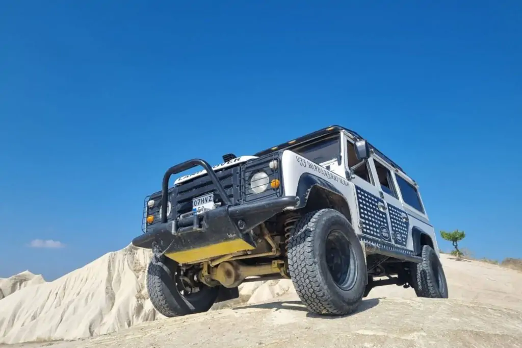 Cappadocia Jeep Safari la răsărit de soare, apus de soare sau în timpul zilei