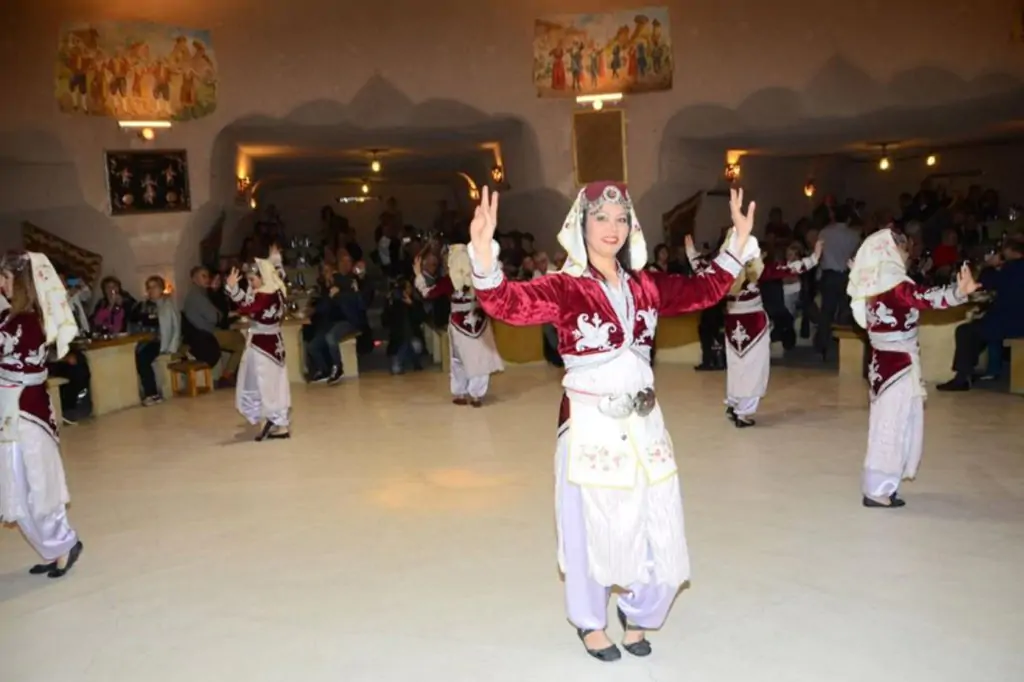 Kappadokien Türkische Nacht inklusive Essen und Trinken + Rundtransfer