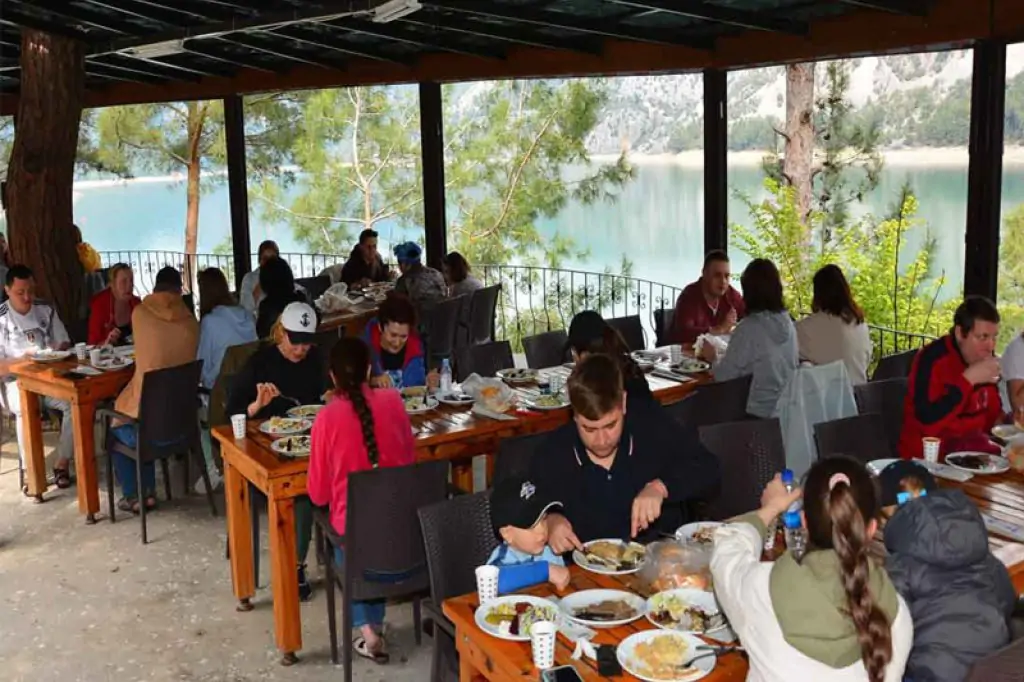 Green Canyon Boat Tour