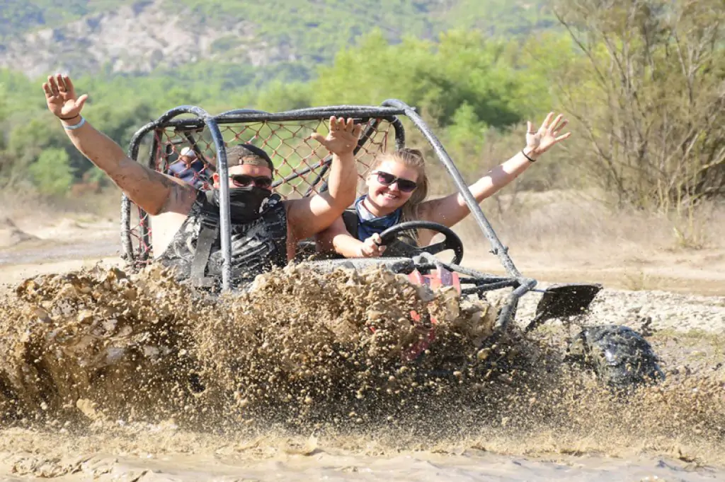 Buggy Safari în Munții Taurus și pe malul râului: O aventură plină de natură