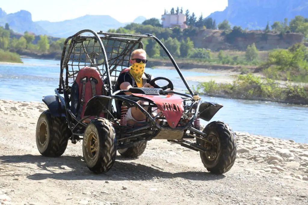 Buggy Safari în Munții Taurus și pe malul râului: O aventură plină de natură