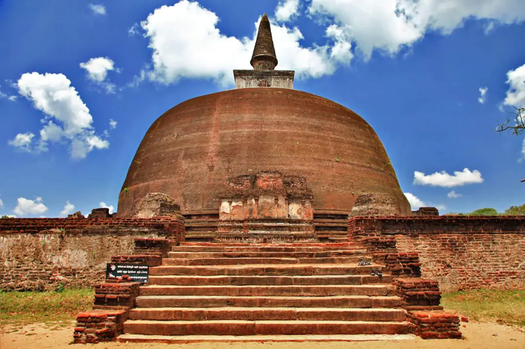 10-tägige Rundreise durch Sri Lanka: Odyssee durch Natur, Kultur und Tierwelt