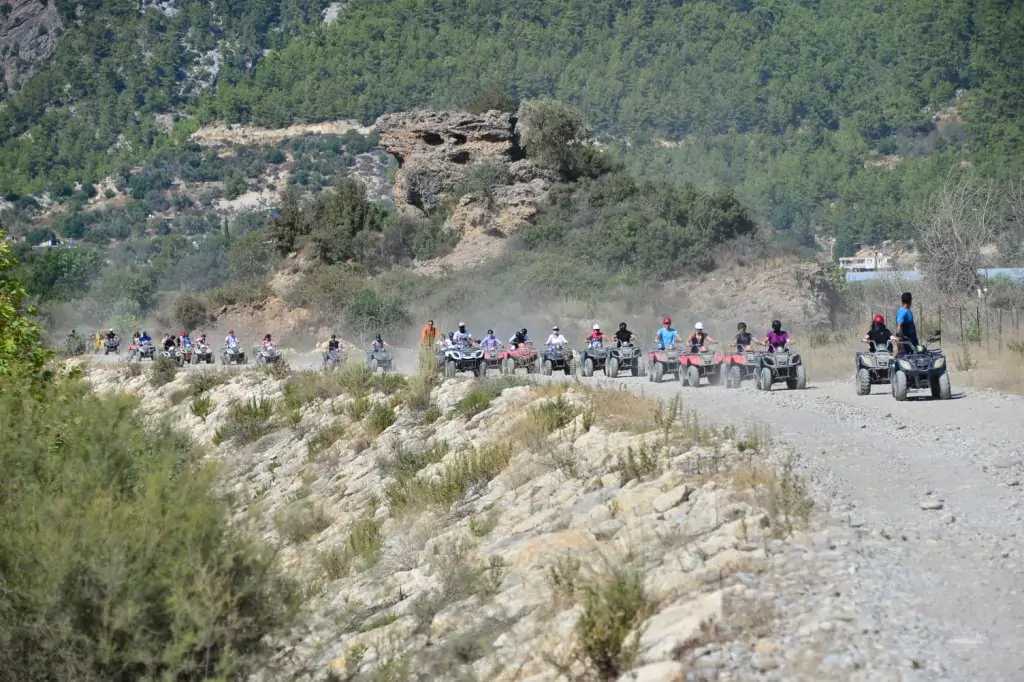 Alanya Quad Safari Tour: O experiență plină de aventură