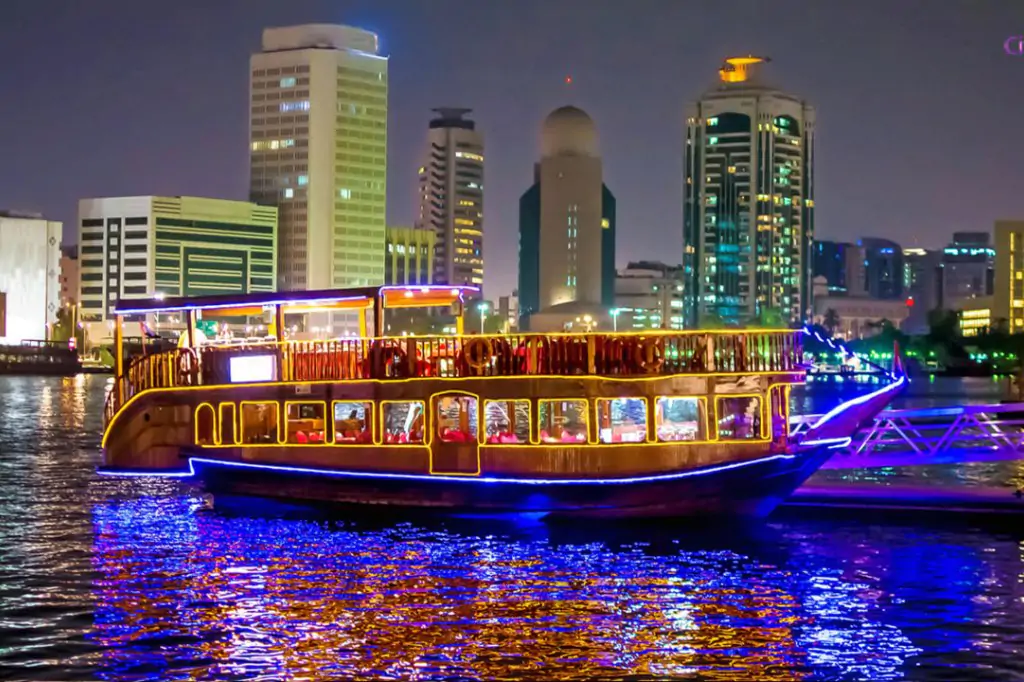 Combo: Dubai Half Day City Tour + Dhow Cruise Marina