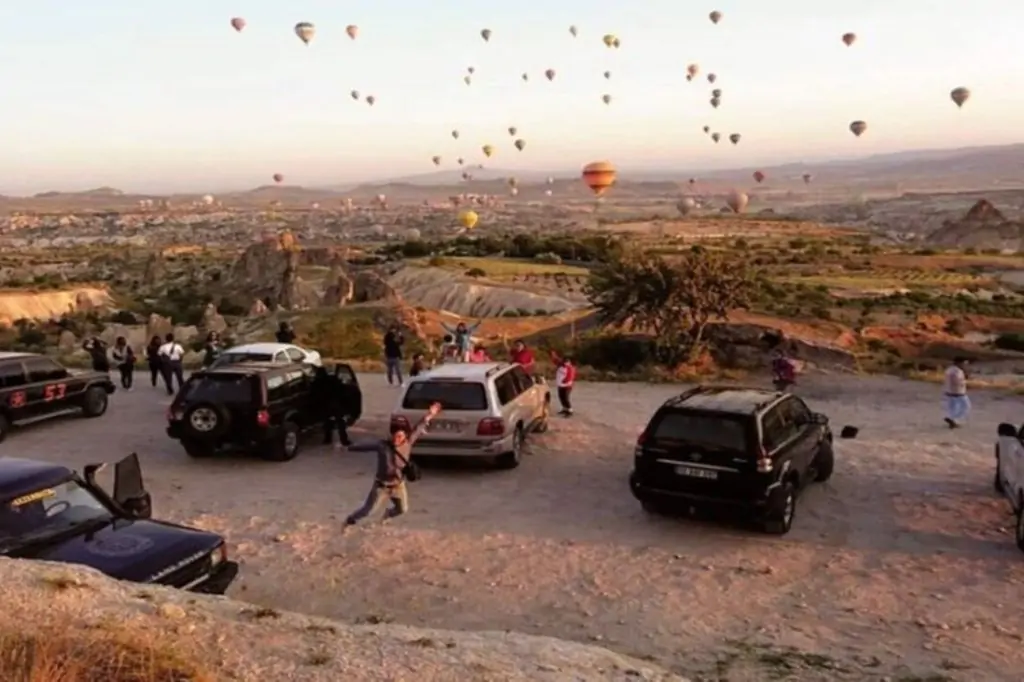 Kapadocja Safari Jeep Ride z opcją w dzień lub o wschodzie/zachodzie słońca