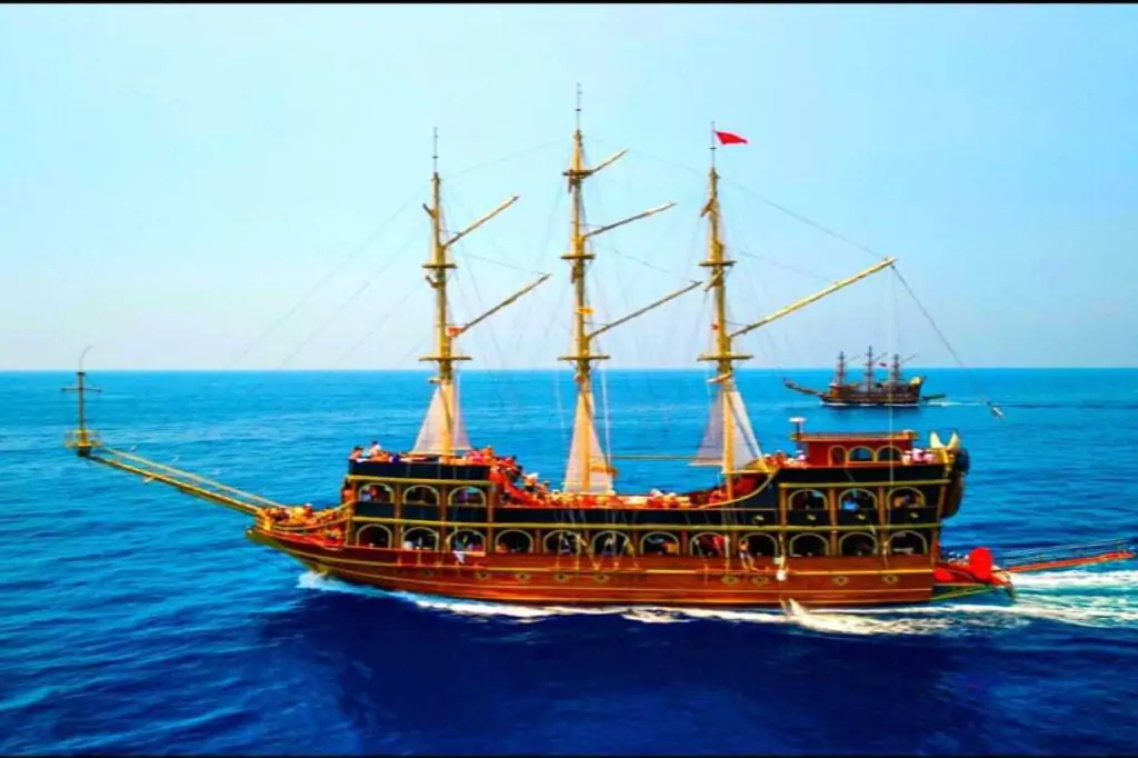 ALANYA PIRATE BOAT TOUR - Viking