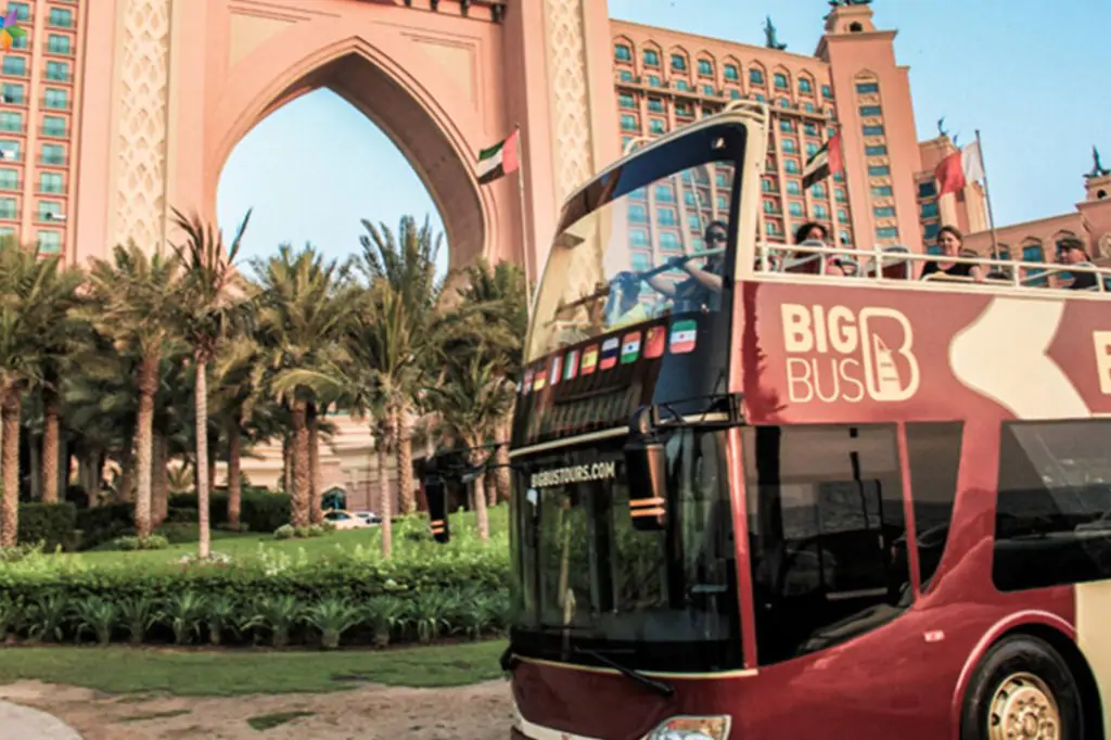 Big Bus - Stadtrundfahrt durch Dubai