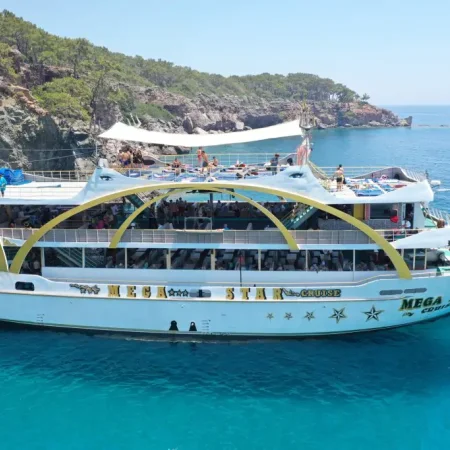 From Antalya: Megastar Boat Trip with Lunch and Hotel Transfer