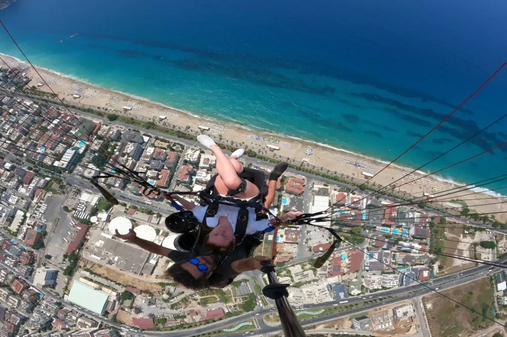 Side Zeus Paragliding Tour