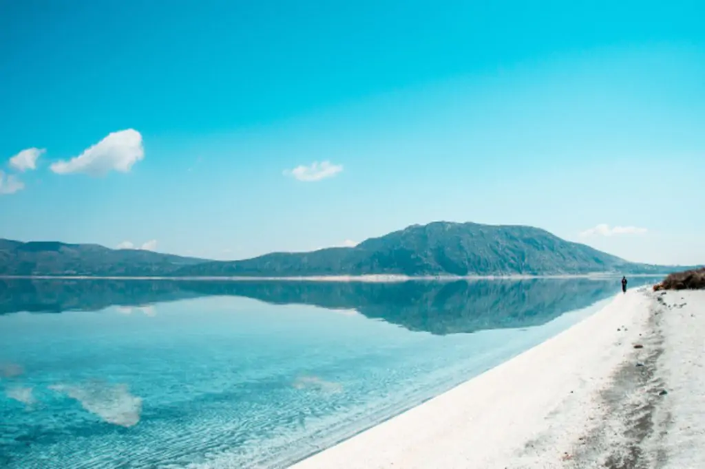 Niezapomniana wycieczka do Pamukkale i jeziora Salda z Antalyi