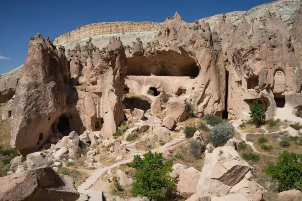 Cappadocia Full day Red Tour + Lunch + Transfer