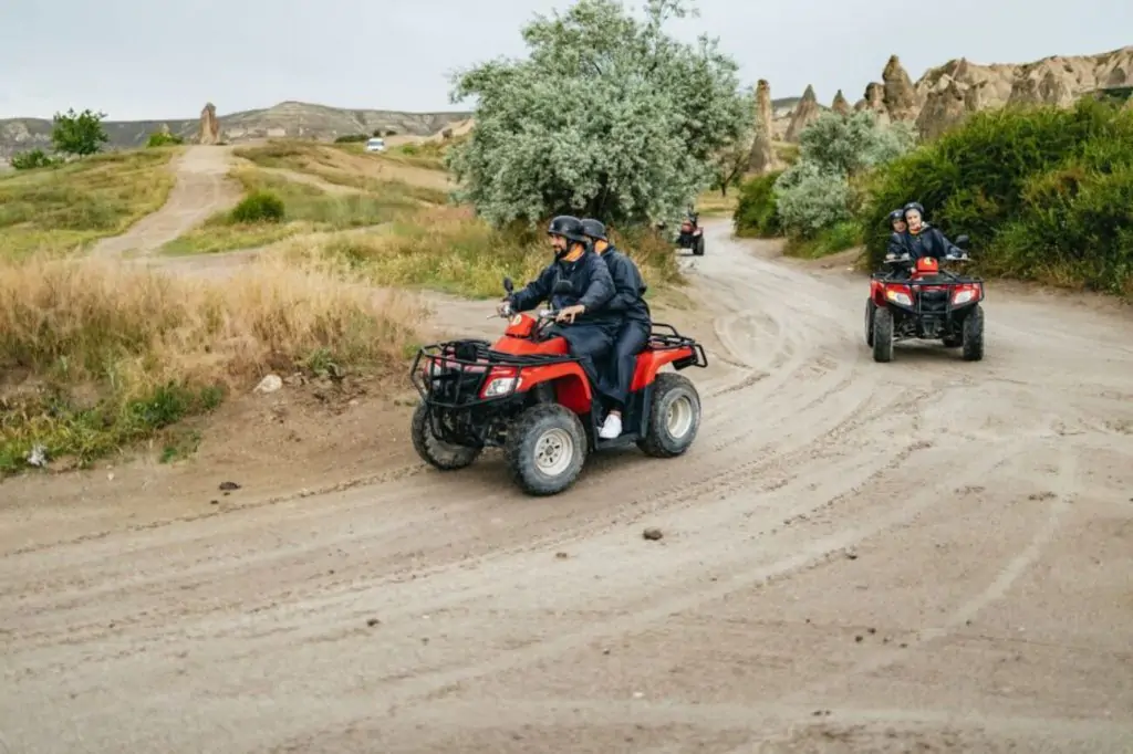 Kappadokien ATV-Fahrt mit Sonnenaufgang/Sonnenuntergang oder Tag Option + Transfer