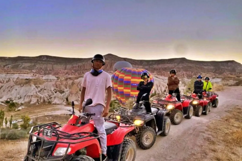 Cappadocia Plimbare cu ATV cu opțiunea răsărit/apus de soare sau zi + transfer