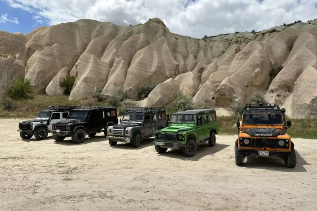 Cappadocia Jeep Safari cu opțiunea răsărit/apus de soare + Hotel Teansfer