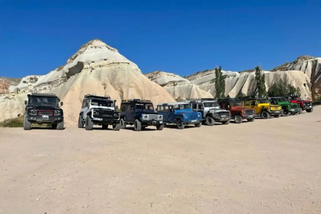 Cappadocia Jeep Safari cu opțiunea răsărit/apus de soare + Hotel Teansfer