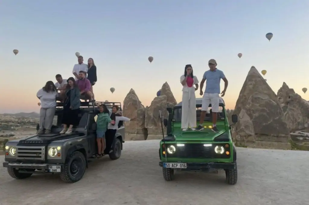 Cappadocia Jeep Safari cu opțiunea răsărit/apus de soare + Hotel Teansfer