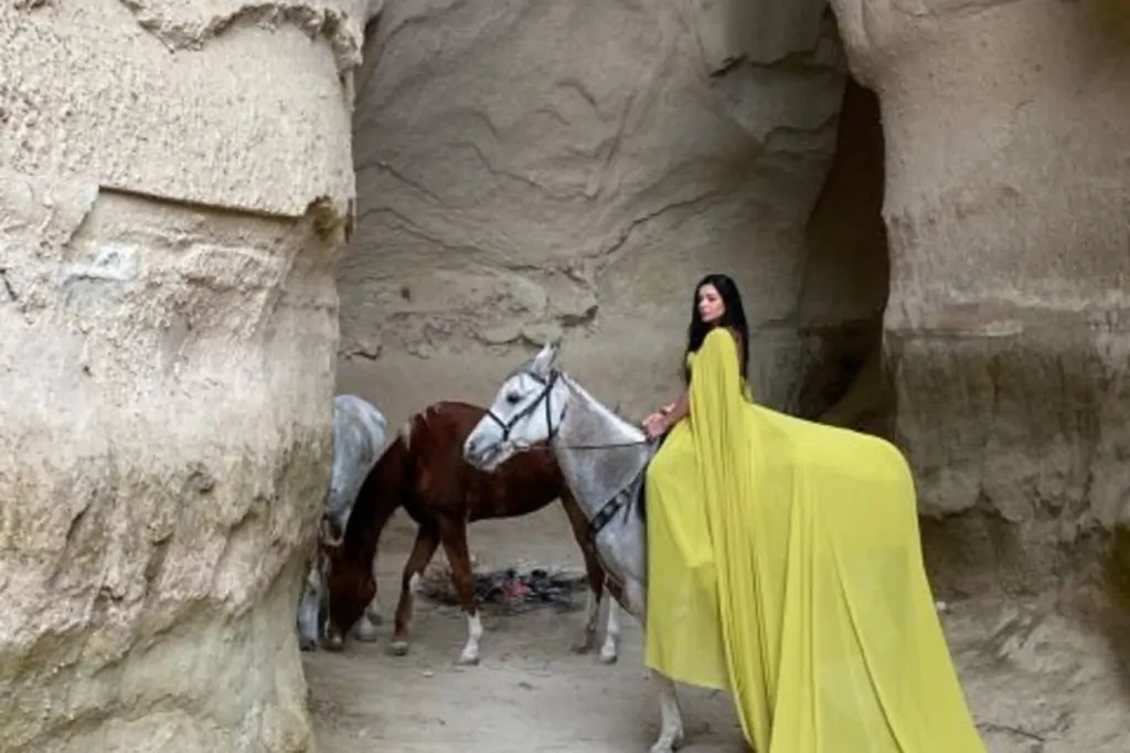 Cappadocia Horse Riding With Sunrise/Sunset Or Daytime Option + Hotel Transfer