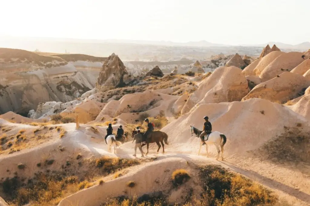 Kappadokien Reiten mit Sonnenaufgang/Sonnenuntergang oder tagsüber Option + Hoteltransfer