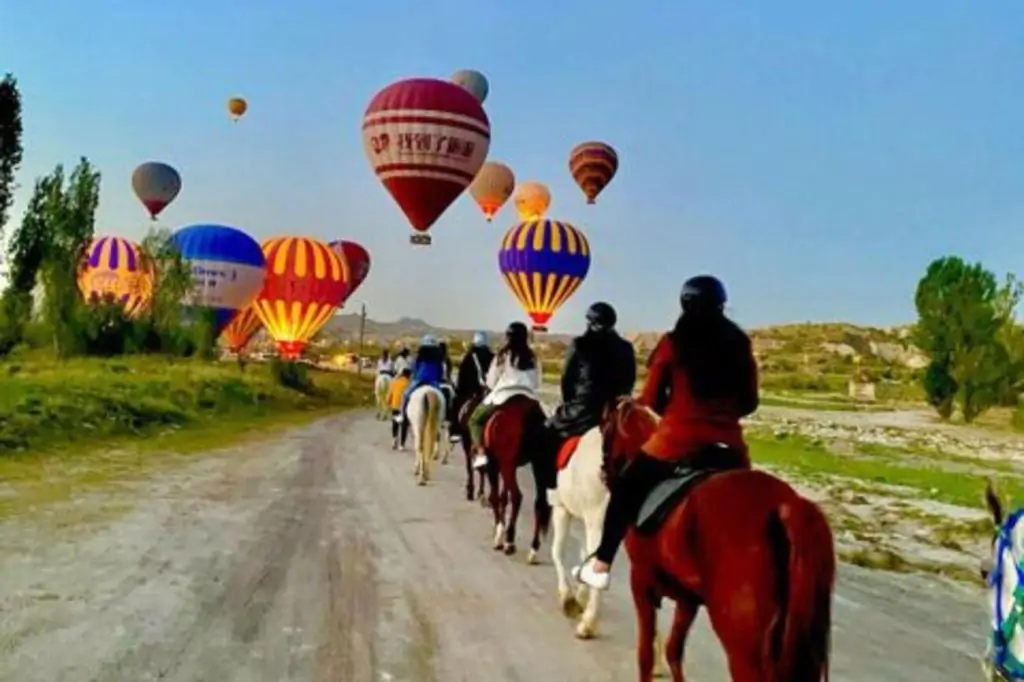 Cappadocia Horse Riding With Sunrise/Sunset Or Daytime Option + Hotel Transfer