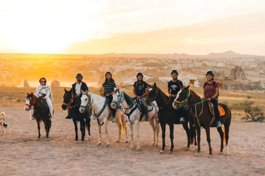 Kappadokien Reiten mit Sonnenaufgang/Sonnenuntergang oder tagsüber Option + Hoteltransfer