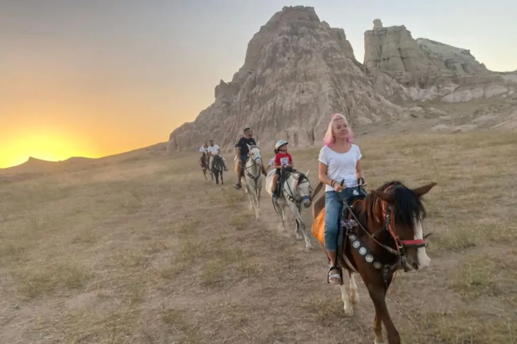 Cappadocia Horse Riding With Sunrise/Sunset Or Daytime Option + Hotel Transfer