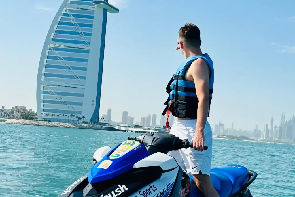 30Min Jetski Tour of Burj al Arab with photos