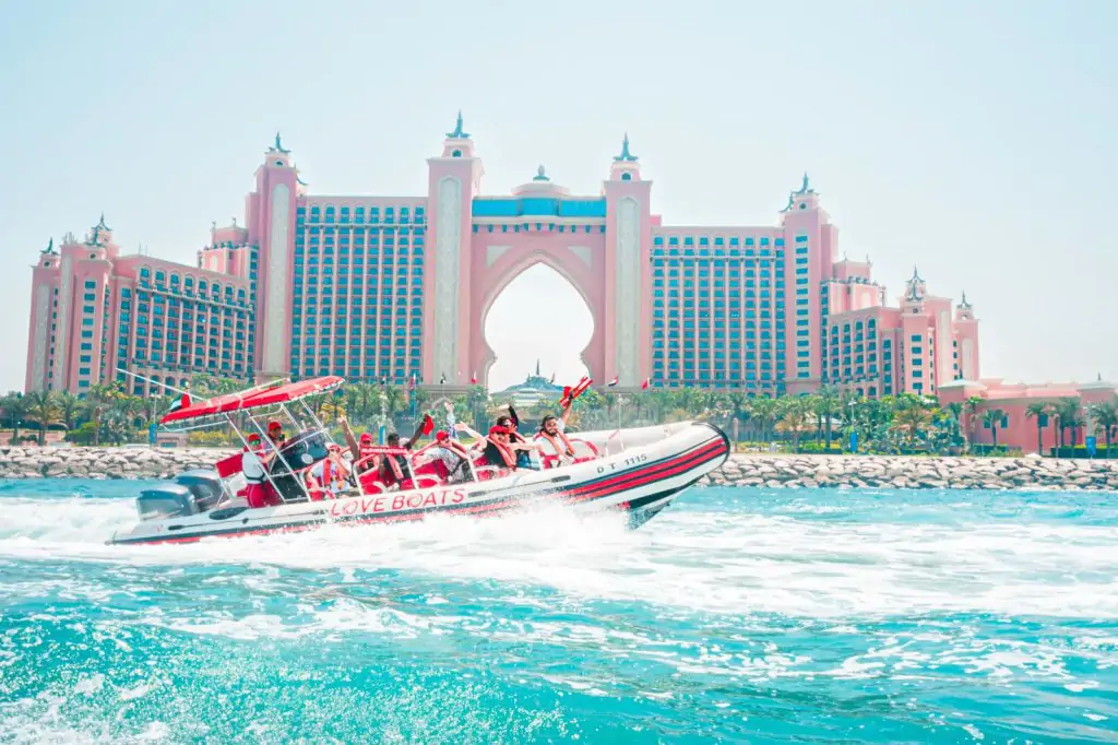 Dubai Speedboats sightseeing tour Atlantis and Burj AL Arab