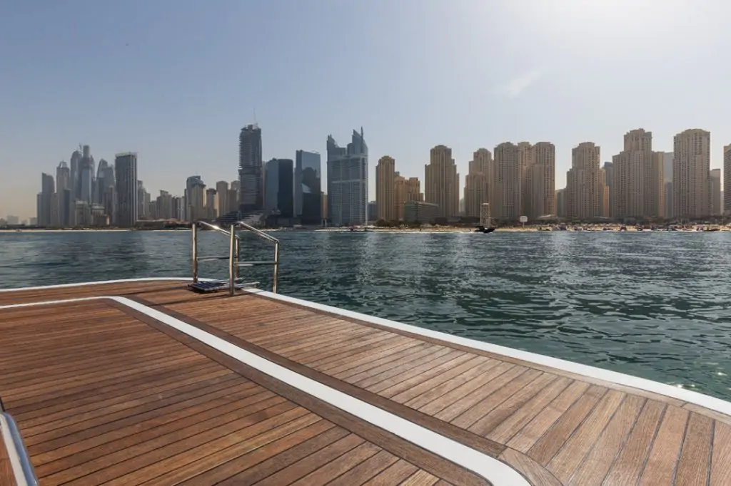 Private 30 Feet Yacht Rental in Dubai