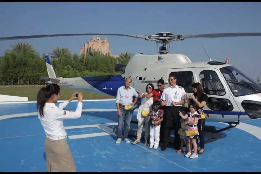 Shared Helicopter Tour in Dubai-12 Minutes