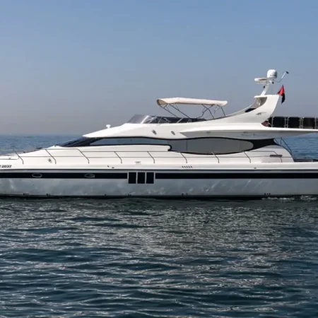 Private 32 Feet Yacht Rental in Dubai