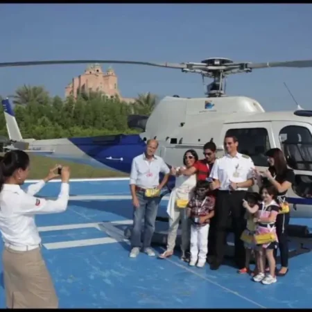 Shared Helicopter Tour in Dubai-25 Minutes